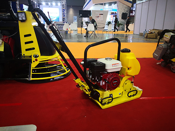 微型平板夯的壓實(shí)原理和使用范圍